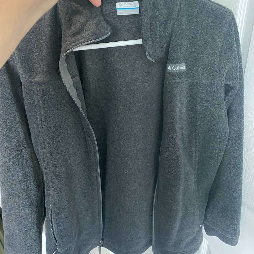 Woman’s Columbia jacket fitted